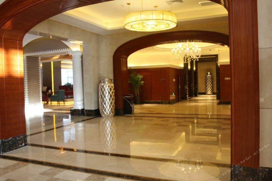 Grand Skylight International Hotel Ganzhou Chang Zhen Avenue Kültér fotó